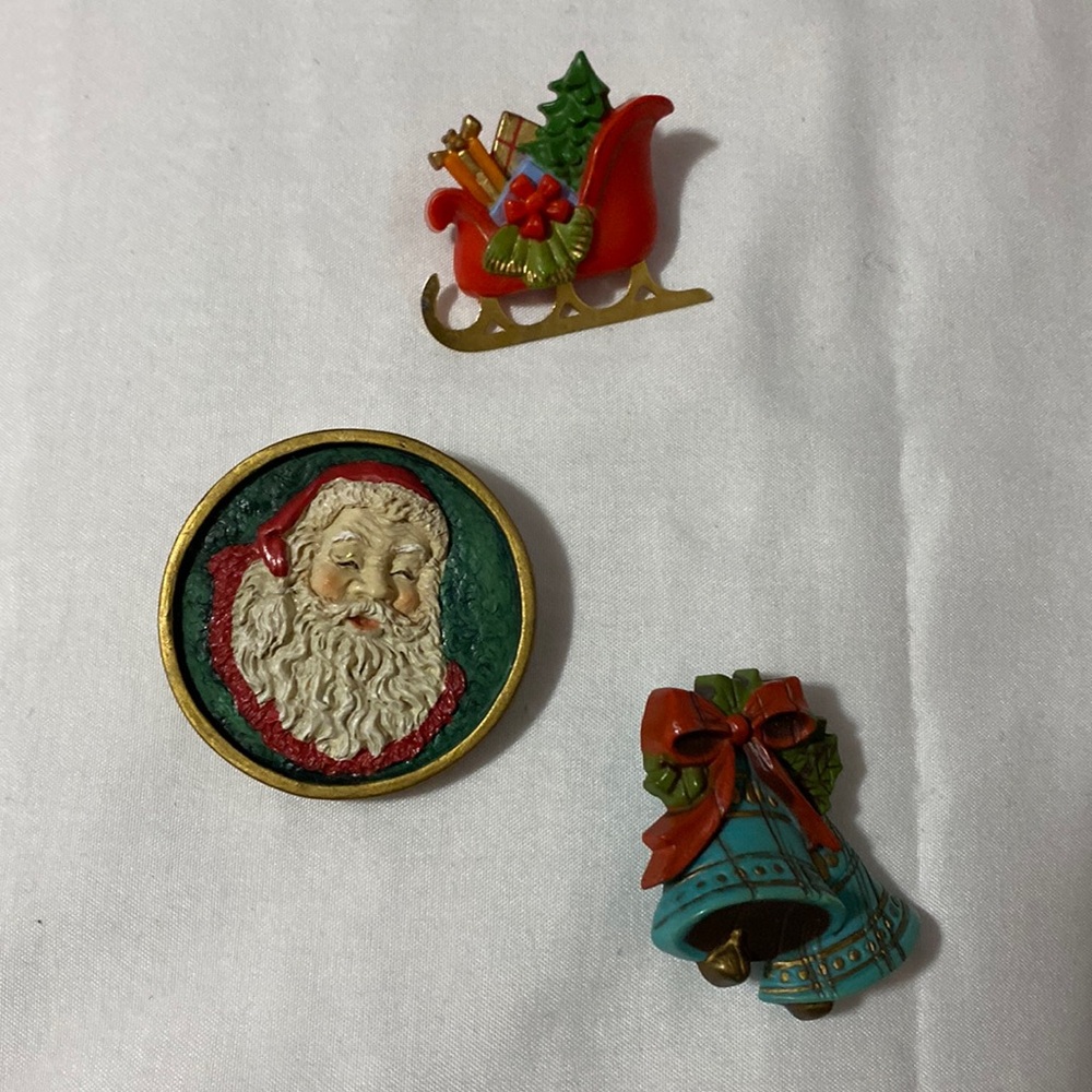 Christmas brooches vintage bundle of 3 - Picture 1 of 6